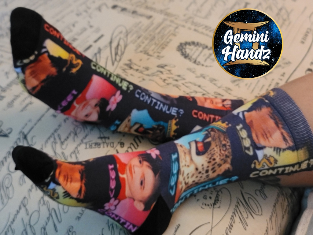 CONTINUE? Collection Print Socks